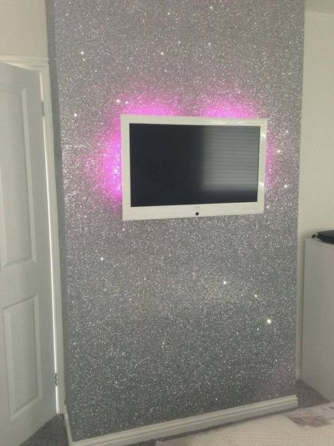 Glitter Wall Paint, Wallpaper Bedroom Ideas, Glitter Wallpaper Bedroom, Glitter Accent Wall, Paint Design Ideas, Silver Glitter Wallpaper, Glitter Bedroom, Bedroom Silver, Glitter Room