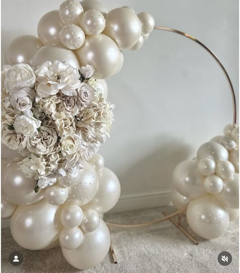 Pearl Photo Backdrop, Wedding With Pearls Decor, Pearl Theme Party Ideas, Pearls And Prosecco Backdrop, Wedding Decor With Pearls, Pearl Bridal Shower Decorations, Pearl Anniversary Party Decoration, Champagne And Pearls Bridal Shower Theme, Pearls And Prosecco Bridal Shower Decor