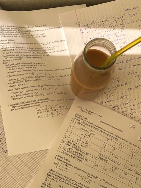 Iced Coffee Studying Aesthetic, A Level Maths Aesthetic, Academic Goals Aesthetic, Stem Study Aesthetic, Math Romanticized, Brown Study Aesthetic, Academic Overachiever Aesthetic, Back To School Asthetics, Stem Major Aesthetic