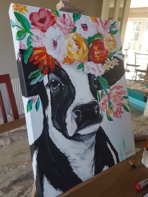 Farm Animal Canvas Painting, Paint Party Canvas Ideas, Cow With Flowers Painting, How To Paint A Cow, Cow Canvas Painting, Cow Paintings On Canvas, Cow Paintings, Farm Animal Paintings, Highland Cow Painting