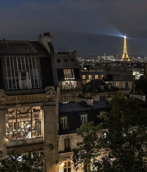 Airport Vibes, Paris Rooftops, Paris Dream, Paris Vibes, Artist Workshop, Parisian Life, Paris Aesthetic, Paris At Night, City Of Love