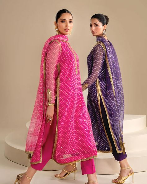 Embroidered chiffon luxury wear www.brandaffection.uk #pakistanifashionuk #chiffonsuitsuk #luxurypret #londonfashion #weddingwears Chiffon Suits Indian, Dupatta Border, Organza Suits, Pakistani Formal Dresses, Trendy Shirt Designs, Embroidered Chiffon, Embroidered Organza, Luxury Wear, Embroidered Dupatta