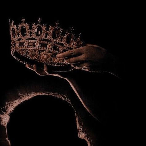 Diligence Aesthetic, Dark Crown Aesthetic, Queen Clarion Aesthetic, Royal Aesthetic Queen, Fantasy Queen Aesthetic, Dark Royalty Aesthetic, Royalty Core, Fantasy Crown, Crown Aesthetic