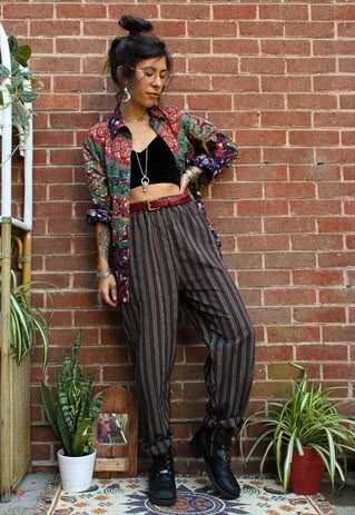 Look Boho Chic, Mode Hippie, Goth Outfit, Estilo Hippie, Mode Boho, Cotton Trousers, Hippie Outfits, Moda Vintage, Soft Grunge