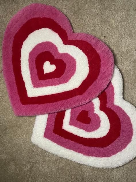 Punch Rugs, Cute Rugs, Tufting Diy, Funky Rugs, Rug Wall Hanging, Creation Art, Future Apartment Decor, Rug Wall, Punch Needle Patterns