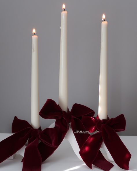 Colour of the season + our classic tapered candles + our new triple candle holder = a match made in heaven 🎀 If you’re hosting Christmas dinners this year, this is a combination you will love. I will link everything in stories ♥️ #christmasdecor #taperedcandles #dinnertabledecor #dinnertablecandles #dinnercandles #christmas #soywaxcandles #candles #bow #cadleholder #elegantinteriors #candlelover #candleoftheday #candleshop #giftidea #smallbusinessfinds #etsyseller #etsyshop #etsyuk #cand... Burgundy Candle, Burgundy Candles, Hosting Christmas Dinner, Abstract Art Tutorial, Christmas Dinners, Tapered Candles, Hosting Christmas, A Match Made In Heaven, Dinner Table Decor