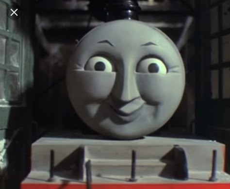 Funny Tom, Peeping Tom, Tiktok Funny, Thomas The Tank, Thomas The Tank Engine, From Tiktok, Funny Reaction, 웃긴 사진, Thomas And Friends