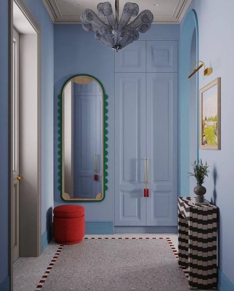 Blue Hallway, Decoration Hall, Deco Originale, The Color Blue, Blue Rooms, Blue Interior, Interior Furniture, Interior Inspo, Dream Home Design