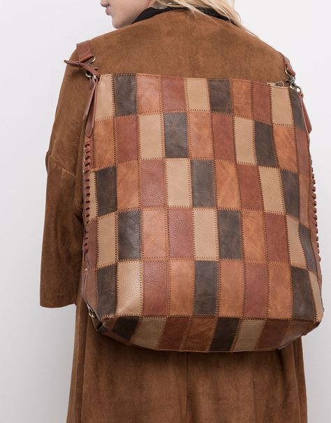 Patchwork Backpack, Leather Bag Design, Bag Patches, Leather Hip Bag, Leather Craft Projects, Modern Bag, Bags To Make, Pull And Bear, Diy Handbag