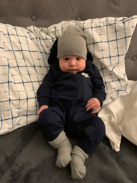 New Born Outfit Baby Boy, Baby Boy Winter Outfits Newborn, Ootd Baby Boy, Baby Outfits Boy, Boy Winter Outfits, Baby Boy Outfits Newborn, Baby Boy Fits, Baby Boy Baseball, Winter Outfits Cute