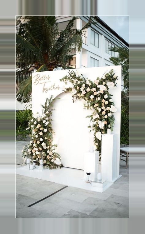 Engagement Stage Decoration, Photo Booth Backdrop Wedding, Wedding Background Decoration, Booth Backdrops, Photo Backdrop Wedding, Booth Wedding, Wedding Decorations Ideas, Wedding Stage Design, Diy Wedding Backdrop