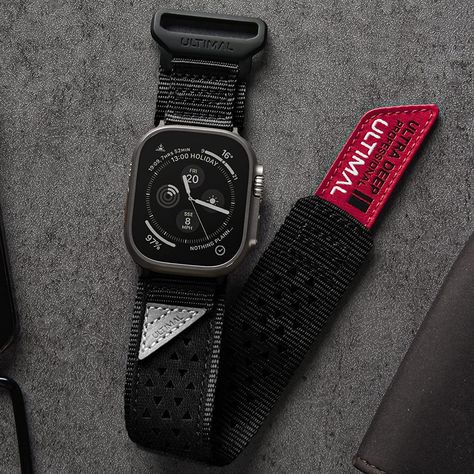 Apple Watch Bands Mens, Watch Strap Design, Stylish Watches Men, Trendy Watches, Fancy Watches, Red Watch, Apple Watch 1, Premium Watches, Outfits Hombre