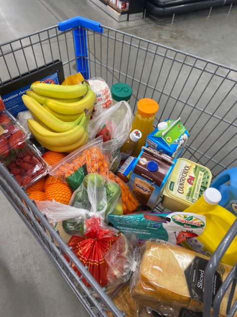 Grocery Shopping Aesthetic, Tablet Medicine Snap, Supermarket Aesthetic, Buying Food, Iphone Screen Repair, Grocery Supermarket, Health Facts Food, Healthy Lunch Snacks, Grocery Foods