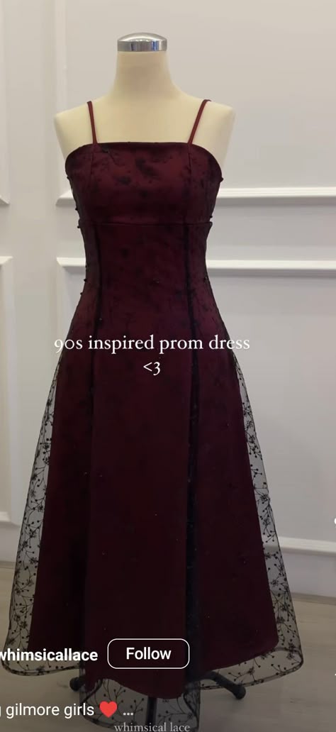 Maroon Vintage Dress, Winter Banquet Dresses, Vintage Hoco Dresses 90s, Rory Gilmore Formal Dress, Dark Plum Prom Dress, Red Wine Dress Prom, 90s Red Prom Dress, Prom Dress Colors For Skin Tone, 00s Prom Dress