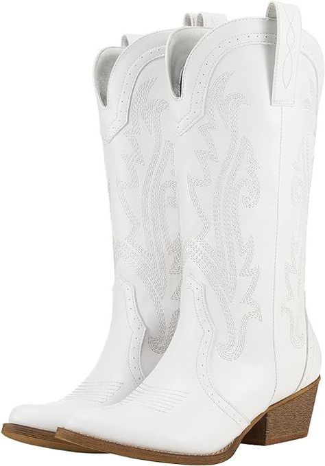 Concert Outfits With Boots, Concert Outfit With Boots, Trendy Concert Outfits, Boots For Women Cowboy, Women Western Boots, Football Game Outfits, Kentucky Football, Concerts Outfits, White Cowgirl Boots