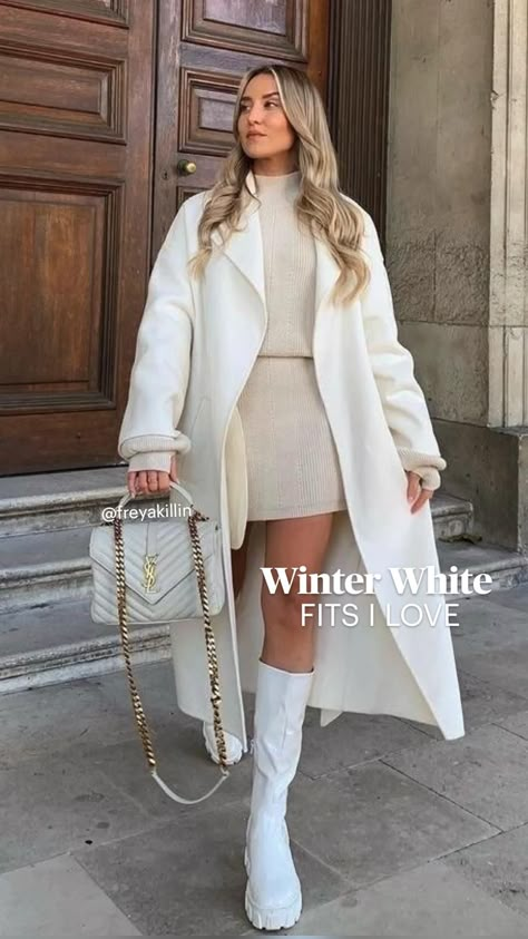 Winter white fits I love ❄️ Elegantes Party Outfit, Preppy Chic Outfits, Outfit Old Money, Adrette Outfits, White Coat, White Boots, Mode Inspo, Looks Chic, 가을 패션