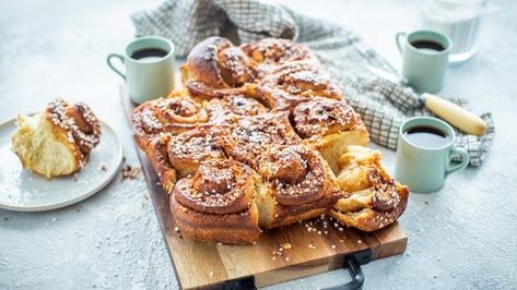 10 sweet treats to make ahead for Toy Show night Overnight Dough, Donal Skehan Recipes, Swedish Cinnamon Buns, Sweet Treats To Make, Donal Skehan, Kiflice Recipe, Yeast Baking, Swedish Food, Candy Ice Cream