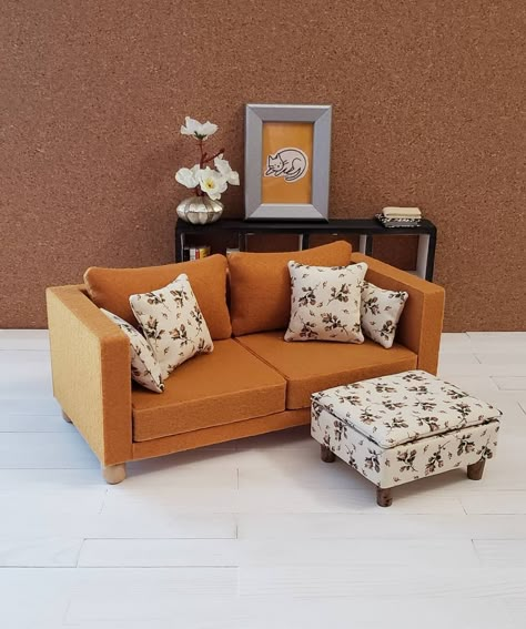 Barbie Sofa Diy, Doll House Sofa Diy, Big Doll House, Miniature Couch, Diy Dollhouse Sofa 1:12, Dollhouse Living Room, Dollhouse Miniature Furniture Livingroom Chair, Modern Dollhouse Furniture, Barbie Room