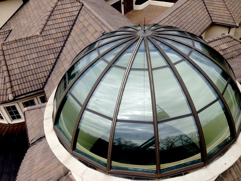 https://solarinnovations.com/our-products/aluminum-skylights/ Dome Skylight Ideas, Nyc Balcony, Skylight Dome, Dome Skylight, Skylight Glass, Dome Roof, Skylight Covering, Roof Dome, Skylight Installation