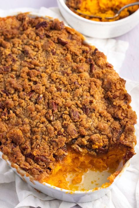 Gluten Free Sweet Potato Casserole, Souffle Recipes Easy, Sweet Potato Crunch, Trisha Yearwood Recipes, Sweet Potato Casserole Easy, Sweet Potato Souffle, Canning Sweet Potatoes, Gluten Free Sweet Potato, Pecan Topping