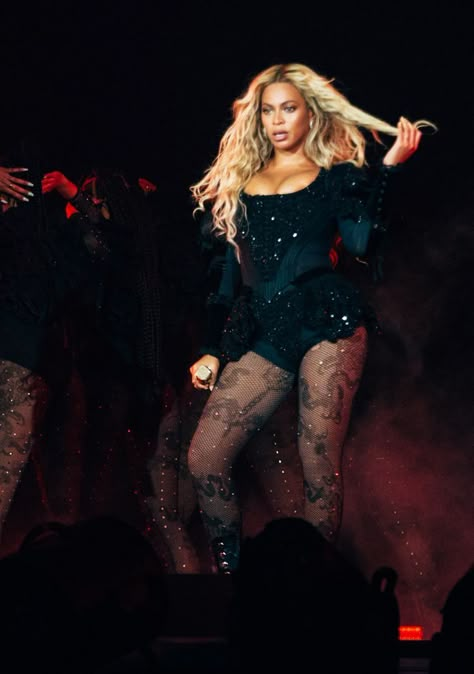 Formation World Tour Beyonce Formation Tour, Beyonce Performance, Formation Tour, Beyonce Pictures, The Formation World Tour, Formation World Tour, Beyonce Formation, Beyonce Outfits, Beyonce Knowles Carter