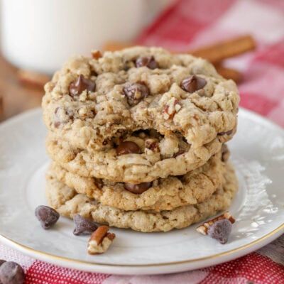 The ULTIMATE Cowboy Cookies Recipe | Lil'Luna Dried Cherry Recipes, Cherry Cookies Recipes, Cowboy Cookie Recipe, Spice Sugar Cookies, Country Decorations, Truffle Cookies, Cookies To Bake, Cowboy Cookies, Cherry Cookies