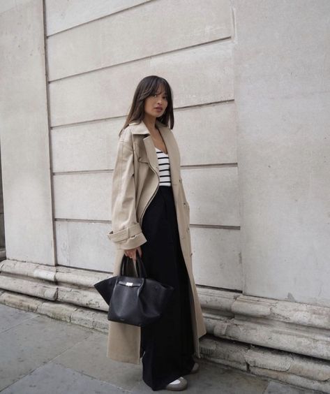 trench coat, trench coat outfit, spring outfits, fall fashion, fall outfits, trench coat outfits Trench Coat Outfits, Dad Sandals, Coated Leggings, Oversized Trench Coat, Spring Staples, Interesting Outfits, Trench Coat Outfit, Beige Trench Coat, Outfit Formulas