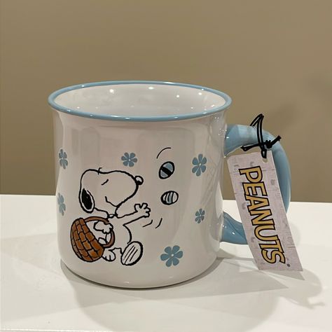 Brand New! Snoopy Merch, Mug Inspiration, Snoopy Things, Snoopy Pajamas, Snoopy Items, Creative Mugs, Snoopy Merchandise, Snoopy Easter, Blue Mugs