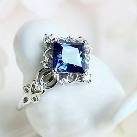 Beautiful Silver And Sapphire Ring, Sz 7, Nwt Promise Ring Ideas, To My Bf, Disney Wedding Theme, Dream Rings, Cute Engagement Rings, Enchanted Wedding, Accessories Blue, Dragon Jewelry, Garnet Stone