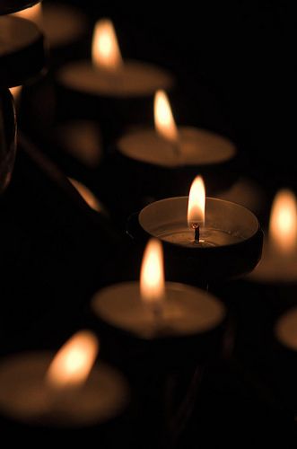 Candle In The Dark, Candle In The Wind, Candles Photography, Candle Glow, Candle Aesthetic, Depth Of Field, Brown Aesthetic, Candle Lanterns, Light Photography