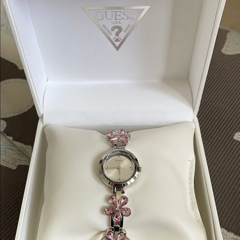 Pretty Watches, Crystal Flowers, Cute Watches, Pink Watch, Flower Band, Flowers Color, Guess By Marciano, Dope Jewelry, Girly Accessories