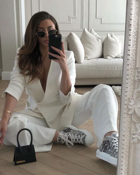 @dresslikemila : « 🕊🕊🕊  #ootd #ootdfashion #ootdstyle #style #fashion #inspiration #zaralover #b23 #dior #outfit… » Dior Converse Outfit Women, Classy Sneakers, Best Summer Outfits, Checkered Outfit, Dior Outfit, Elegant Sneakers, Trainers Outfit, Summer Outfits For Women, Sneaker Outfits Women