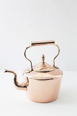 Kitchen English, Copper Handles, English Tea, Boho Kitchen, Traditional English, Kitchen Collection, Kitchen Tea, Tea Kettle, Pots And Pans