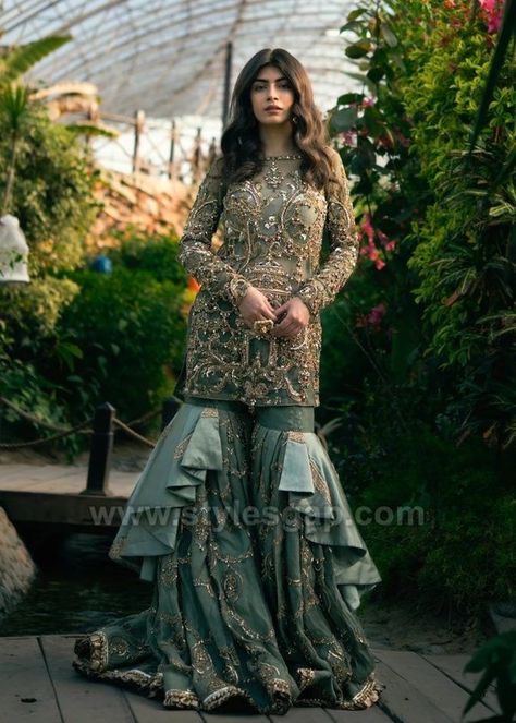 35+ Fresh Sharara Designs We Are Crushing Over For Intimate Weddings! | ShaadiSaga Sharara Designs, Pakistani Women Dresses, Lace Suit, Dresses Design, Draping Fashion, Dress Book, Pakistani Wedding Outfits, Cord Set, Pakistani Dresses Casual