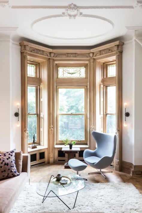 Bay window decor