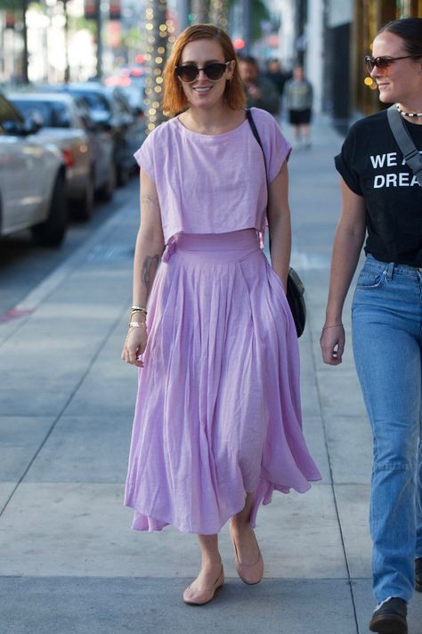 Lavender Skirt Outfit, Lilac Shirt, Lavender Skirt, Lavender Fashion, Dress Celebrity, Rumer Willis, Colorful Wardrobe, Clothing Diy, Stylish Women Fashion