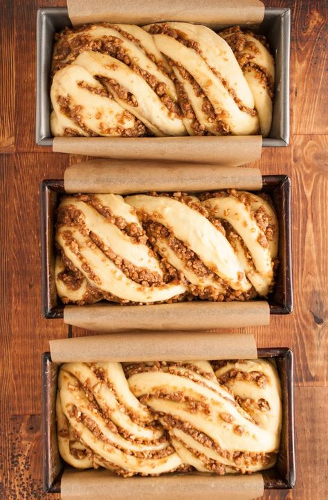 Babka Recipe, Swirl Bread, Cinnamon Swirl Bread, Pane Dolce, Best Bread Recipe, Caramel Pecan, Loaf Recipes, Yeast Breads, Cinnamon Swirl