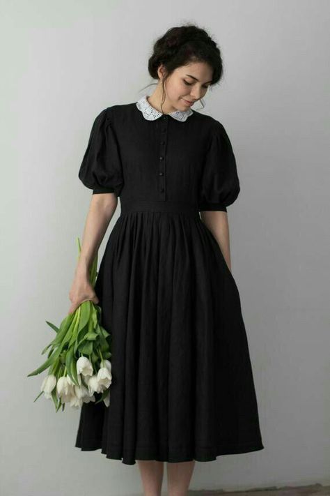 Frock Models, Short Frocks, Simple Frock Design, Casual Frocks, Simple Frocks, Frock For Women, Elegant Black Dress, Stylish Short Dresses, Classic Clothing