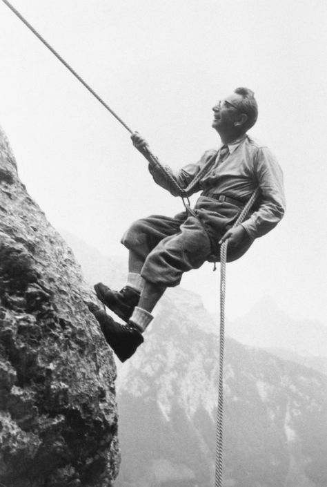 Frankl mountain climbing in the Alps, 1960. Man's Search For Meaning, Viktor Frankl, New Roads, Meaning Of Life, Beautiful Mind, Life Purpose, Never Give Up, Good People, Famous People