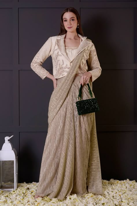 Surabhi Arya's Gold Shimmer Pre-draped Saree Set With Jacket for Women Modern Saree Jacket Designs, Saree With Jacket, Engagement Looks, Saree Jacket Designs, Saree Jacket, Gold Saree, Shimmer Blouse, Saree Jackets, Embroidered Leaf