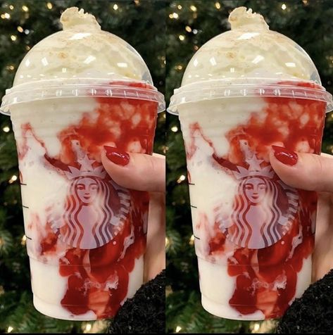 Frappe Starbucks, Strawberry Frappuccino, Vanilla Bean Frappuccino, Frappuccino Starbucks, Gender Reveal Family, Bar Treats, Christmas Starbucks, Sanrio Food, Baby Moon