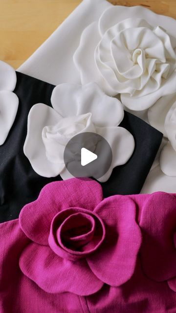 Fabric Flowers Diy For Dress, How To Make Fabric Flowers, Dyi Flowers, Magenta Fabric, Flower Patchwork, Fabric Rosette, Easy Dress Sewing Patterns, Making Fabric Flowers, Flower Flat