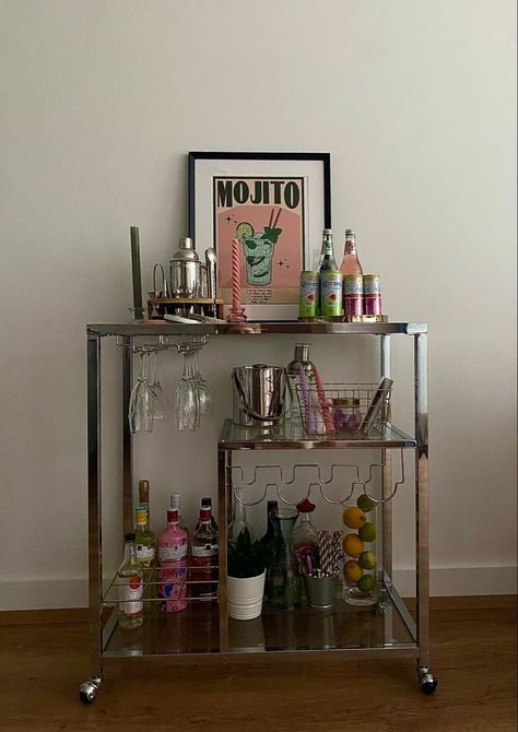 Bar Cart Inspo, Uni House, Apartment Bar, Home Bar Ideas, College House, Bar Cart Styling, College Apartment Decor, Cart Decor, Dream Apartment Decor