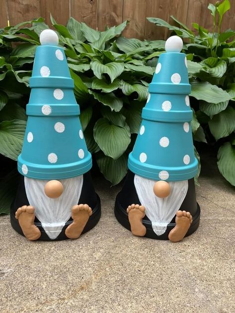 Flower Pot Gnomes, Pot Gnomes, Painted Terracotta Pots, Justin Time, Lighthouse Crafts, Plant Pots Crafts, Gnome Diy, Gnome Paint, Terra Cotta Pot Crafts Diy