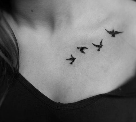 collar bone birds Bird Tattoo Collarbone, Collar Bone Tattoos, Collar Tattoo, Bird Tattoos For Women, Black Bird Tattoo, Flying Bird Tattoo, Bone Tattoos, Muster Tattoos, Cool Chest Tattoos