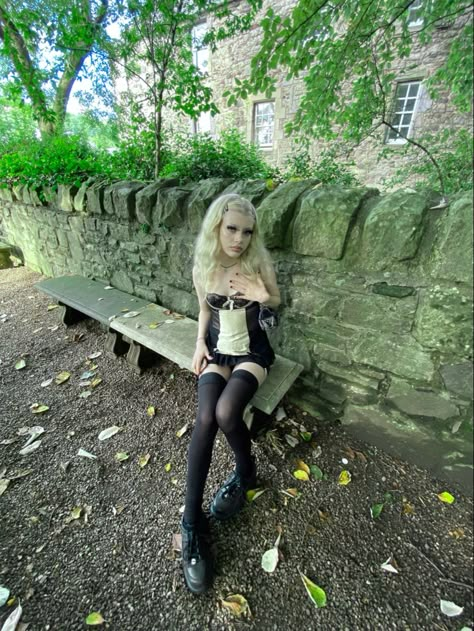 Thigh High Outfit Ideas, Buffalo London Outfit, Corset And Mini Skirt Outfit, Thigh High Socks Outfit Grunge, Thigh High Socks Outfits, Skirt With Thigh High Socks, 2000s Mini Skirt Outfit, Outfits With Thigh High Socks, Skirt Thigh High Socks