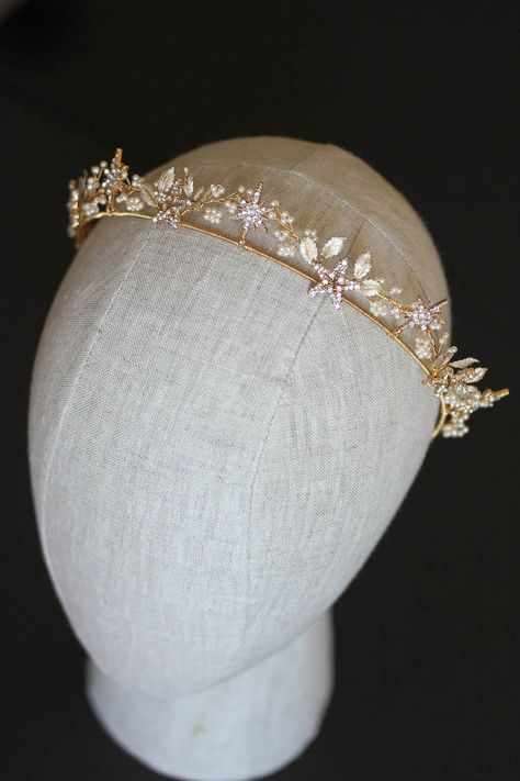 Crystal Wedding Crown, Making A Wedding Dress, Starry Night Wedding, Crystal Crown Wedding, Wedding Headpieces, Gold Palette, Celestial Wedding, The Starry Night, Night Wedding