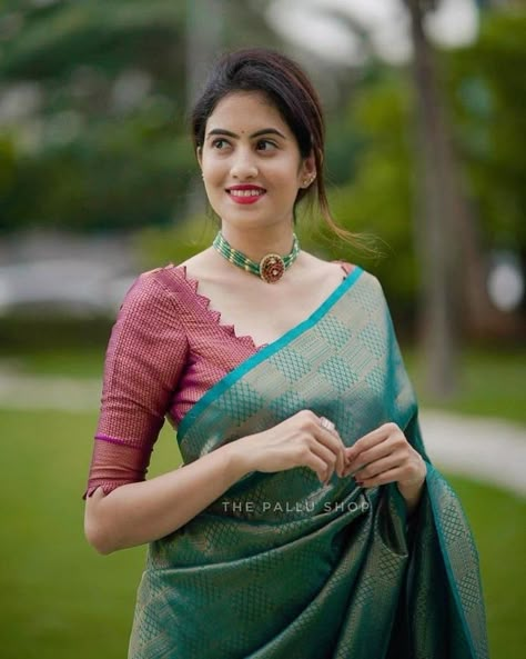 Simple Saree Blouse Designs, Plain Blouse Designs, Best Blouse Designs, Latest Blouse Designs Pattern, Traditional Blouse Designs, New Saree Blouse Designs, Latest Model Blouse Designs, Fashionable Saree Blouse Designs, Blouse Design Images