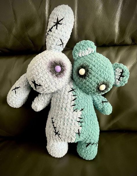 Crochet a Two-Headed Teddy Plushie Amigurumi, It’s Cute and Demented! | KnitHacker Plushie Bunny, Diy Plushies, Forgotten Things, Crochet Plushies, Bear Halloween, Animal Humour, Halloween Crochet Patterns, Crochet Tips, Crochet Teddy Bear