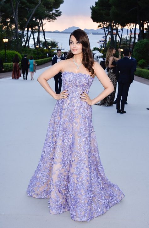 Posing next to the sunset in a strapless lavender gown by Elie Saab. Image Source: Getty / Geo... Lavender Gowns, Lilac Gown, Pink Bridal Lehenga, Recital Dress, Lavender Gown, Engagement Gown, Eden Roc, Satin Saree, Purple Outfits